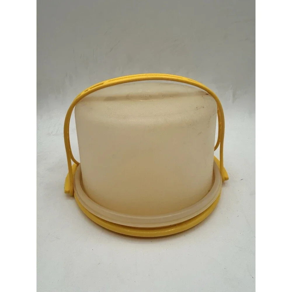 Vintage Tupperware Tupper Toys Mini Cake Carrier & 4 Plates 1 Cup Red Yellow +
